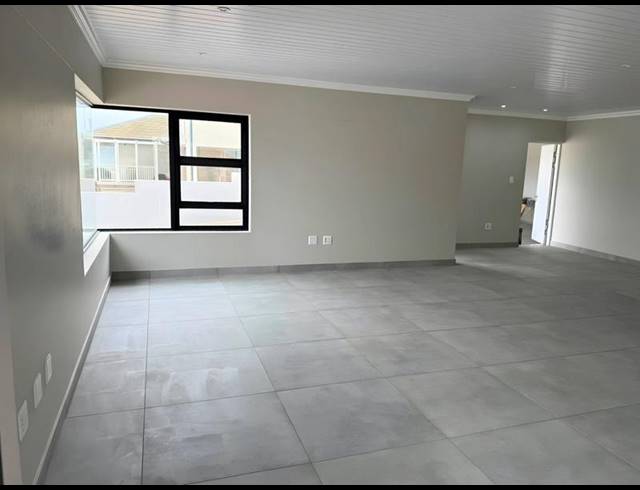 3 BEDROOM HOUSE FOR SALE IN MONTE CHRISTO